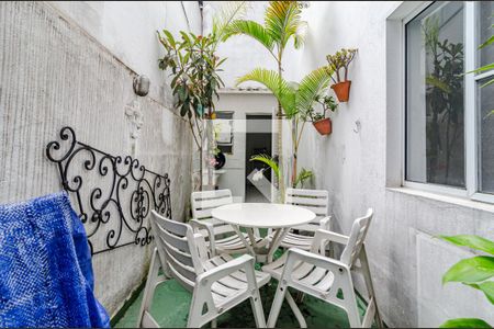 Varanda de casa para alugar com 1 quarto, 70m² em Cerqueira César, São Paulo