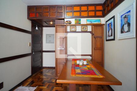 Sala de apartamento à venda com 3 quartos, 86m² em Rubem Berta, Porto Alegre