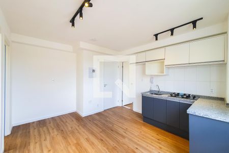 Sala/ Cozinha de apartamento para alugar com 2 quartos, 34m² em Sé, São Paulo