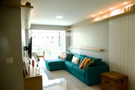Sala de apartamento para alugar com 2 quartos, 99m² em Barra da Tijuca, Rio de Janeiro