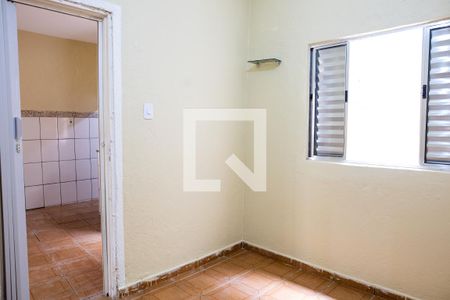 Quarto 2 de casa para alugar com 2 quartos, 75m² em Vila Palmares, Santo André
