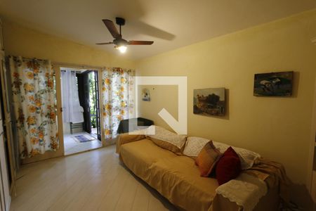 sala de casa de condomínio para alugar com 1 quarto, 40m² em Barra da Tijuca, Rio de Janeiro