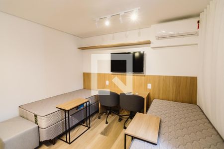 Sala Quarto de kitnet/studio para alugar com 1 quarto, 24m² em Perdizes, São Paulo