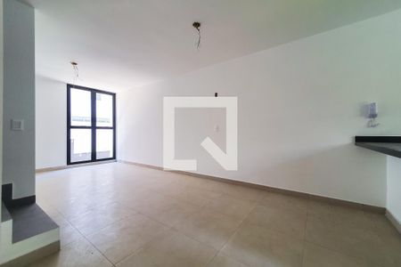 Sala de casa de condomínio à venda com 2 quartos, 155m² em Vila Mariana, São Paulo