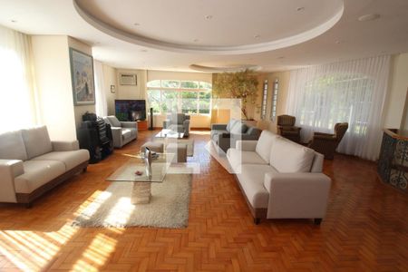 Sala 1 de casa à venda com 4 quartos, 651m² em Tristeza, Porto Alegre
