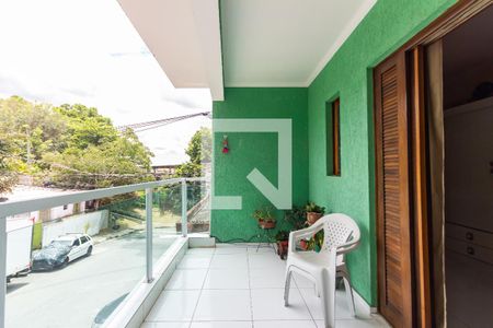 Sacada de casa à venda com 3 quartos, 250m² em Veloso, Osasco