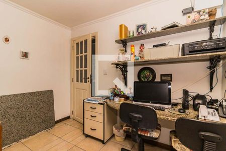 Escritório de casa à venda com 5 quartos, 350m² em Cavalhada, Porto Alegre