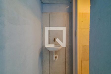 Studio Banheiro de casa para alugar com 1 quarto, 20m² em Cambuci, São Paulo