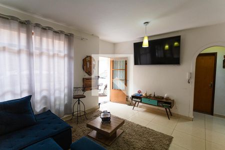 Sala de casa para alugar com 3 quartos, 120m² em Santa Efigênia, Belo Horizonte