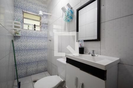 Banheiro 1 de casa para alugar com 2 quartos, 114m² em Umuarama, Osasco