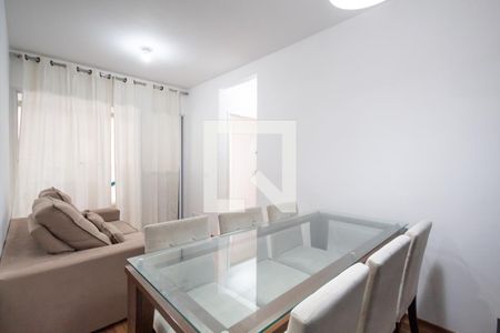 Sala de apartamento para alugar com 2 quartos, 59m² em Vila Osasco, Osasco
