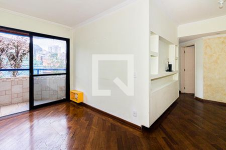 Sala de apartamento para alugar com 3 quartos, 72m² em Vila Gustavo, São Paulo