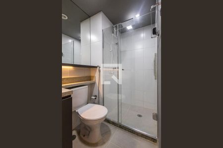 Banheiro da Suíte de apartamento para alugar com 1 quarto, 32m² em Pinheiros, São Paulo