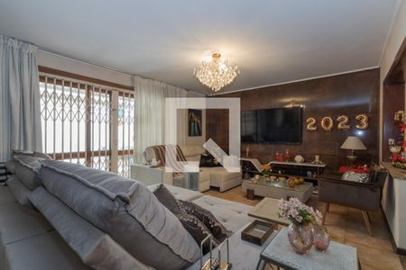 Sala de casa para alugar com 5 quartos, 375m² em Jardim Lindóia, Porto Alegre
