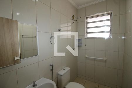 Banheiro de casa à venda com 4 quartos, 150m² em Vila Califórnia, São Paulo