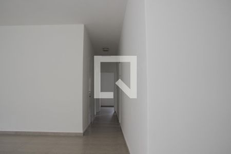 Sala corredor detalhe de casa para alugar com 3 quartos, 180m² em Jardim Taboao, São Paulo