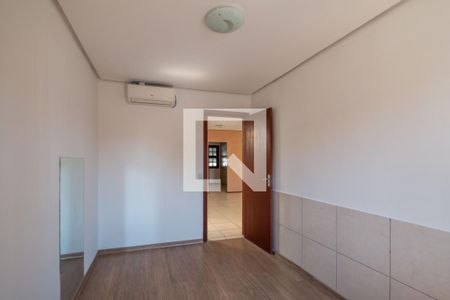 Quarto 1 de casa para alugar com 2 quartos, 75m² em Aberta dos Morros, Porto Alegre