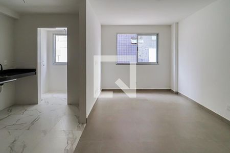 Sala de apartamento para alugar com 3 quartos, 78m² em Nova Floresta, Belo Horizonte