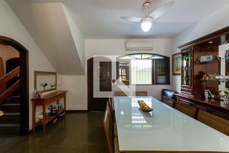 Sala (primeiro andar) de casa à venda com 3 quartos, 190m² em Vila Isabel, Rio de Janeiro