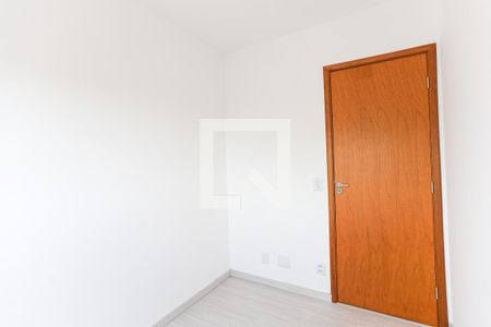 Quarto 1 de apartamento para alugar com 2 quartos, 36m² em Santa Maria, Osasco