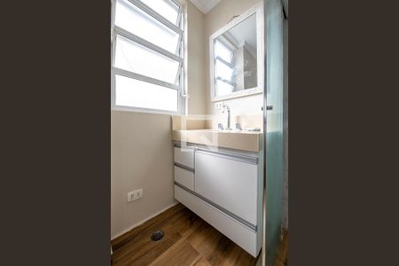 Suíte - Banheiro de apartamento para alugar com 2 quartos, 62m² em Jardim Paulista, São Paulo