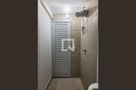 Banheiro de kitnet/studio para alugar com 1 quarto, 37m² em Cambuci, São Paulo
