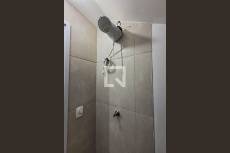 Banheiro de kitnet/studio para alugar com 1 quarto, 37m² em Cambuci, São Paulo