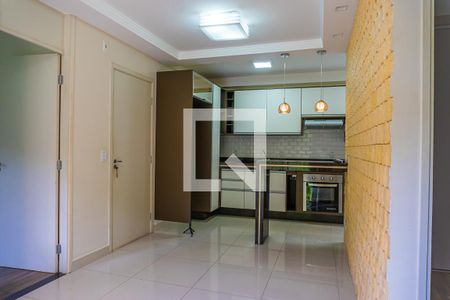 Sala de apartamento para alugar com 3 quartos, 52m² em Vila Marieta, Campinas