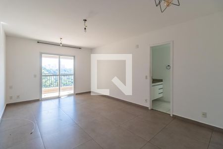 Sala/Quarto de apartamento para alugar com 1 quarto, 51m² em Jardim Tupanci, Barueri
