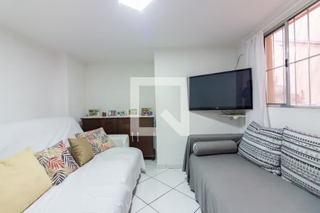 Sala  de casa para alugar com 2 quartos, 157m² em Bela Vista, Osasco