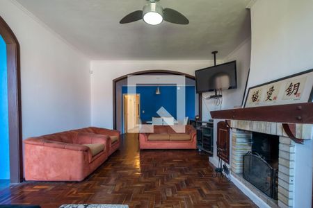 Sala de casa à venda com 3 quartos, 210m² em Espírito Santo, Porto Alegre