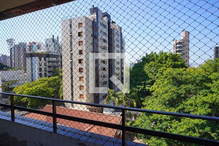 Suíte - Varanda de apartamento para alugar com 3 quartos, 225m² em Bela Vista, Porto Alegre