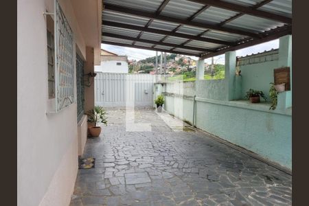 Casa para alugar com 4 quartos, 360m² em Ouro Preto, Belo Horizonte