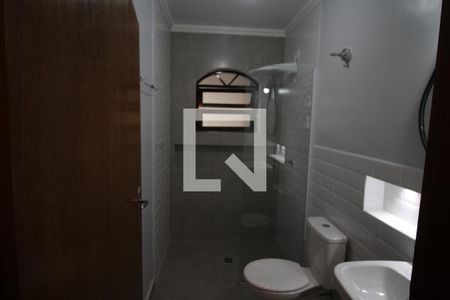 Banheiro de casa para alugar com 1 quarto, 56m² em Jardim Sao Roberto, São Paulo