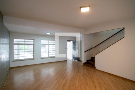 Sala de casa para alugar com 3 quartos, 126m² em Itaim Bibi, São Paulo