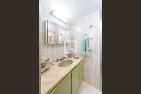 Banheiro de apartamento à venda com 3 quartos, 110m² em Centro, Santo André