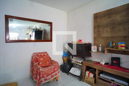 Sala de casa à venda com 3 quartos, 100m² em Rubem Berta, Porto Alegre