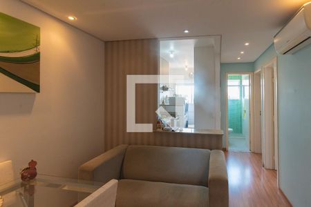 Sala de apartamento para alugar com 2 quartos, 55m² em Jardim Itatiaia, Campinas