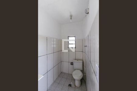 Banheiro de casa para alugar com 1 quarto, 58m² em Vila California, São Paulo