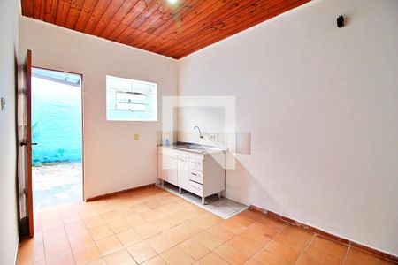 Sala/Cozinha de casa para alugar com 1 quarto, 32m² em Parque João Ramalho, Santo André