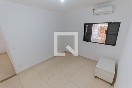 quarto 2 de casa à venda com 2 quartos, 90m² em Jardim Flamboyant, Campinas