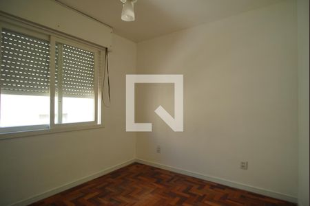 Quarto 1 de apartamento para alugar com 2 quartos, 75m² em Vila Ipiranga, Porto Alegre