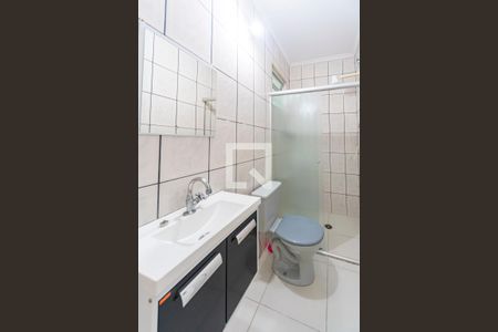 Banheiro Social de casa para alugar com 2 quartos, 82m² em Jardim Bela Vista, Santo André