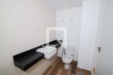 Banheiro de kitnet/studio para alugar com 1 quarto, 48m² em Tijuca , Rio de Janeiro