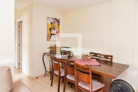 Sala de apartamento para alugar com 3 quartos, 79m² em Vila Ipiranga, Porto Alegre