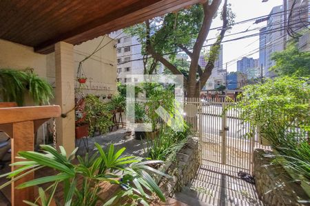 Varanda de casa para alugar com 4 quartos, 250m² em Lourdes, Belo Horizonte