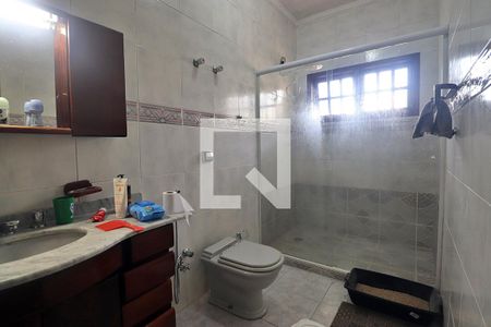 Banheiro do Quarto 1 - Suíte de casa para alugar com 4 quartos, 520m² em Santa Maria, Santo André