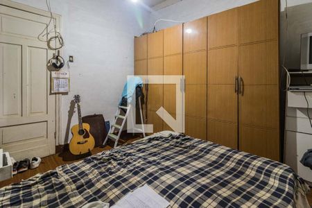 Dormitório de casa à venda com 8 quartos, 320m² em Floresta, Porto Alegre