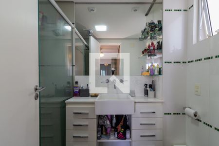 Banheiro Suíte de apartamento para alugar com 2 quartos, 75m² em Vila Nova Conceição, São Paulo