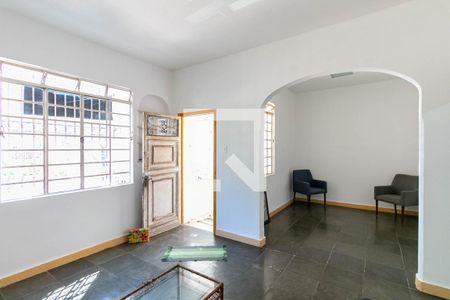 Sala de casa à venda com 4 quartos, 300m² em Barro Preto, Belo Horizonte
